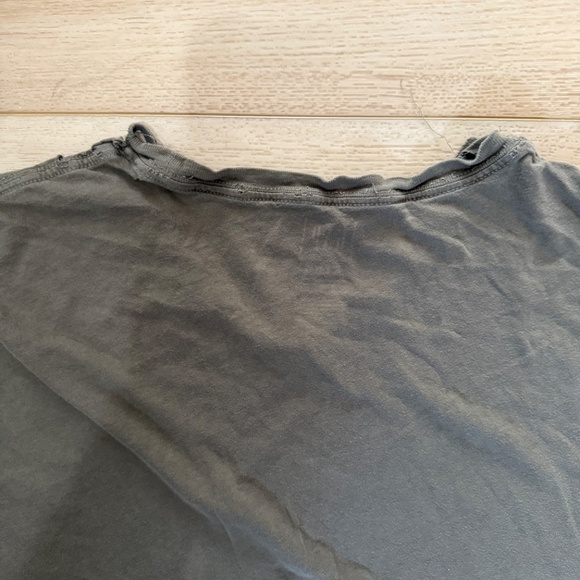 GAP Garment-Dyed Tee Olive Distressed XL Relaxed - Picture 13 of 13